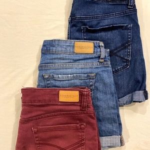 Aéropostale size 6 shorts